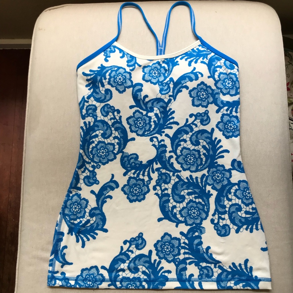 Lululemon tank